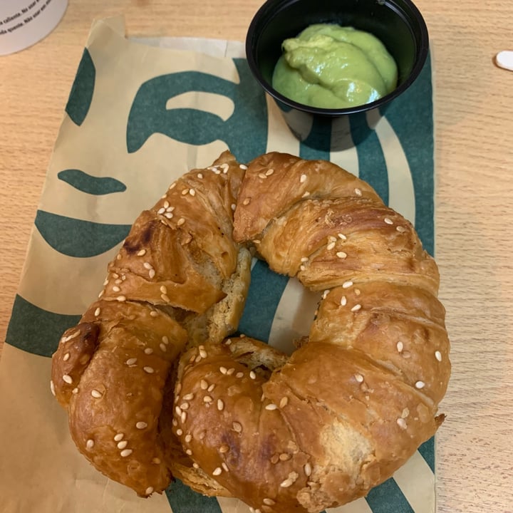 review photo of Starbucks Begaluna con palta shared by @onomatias on 20 Sep 2022 - review