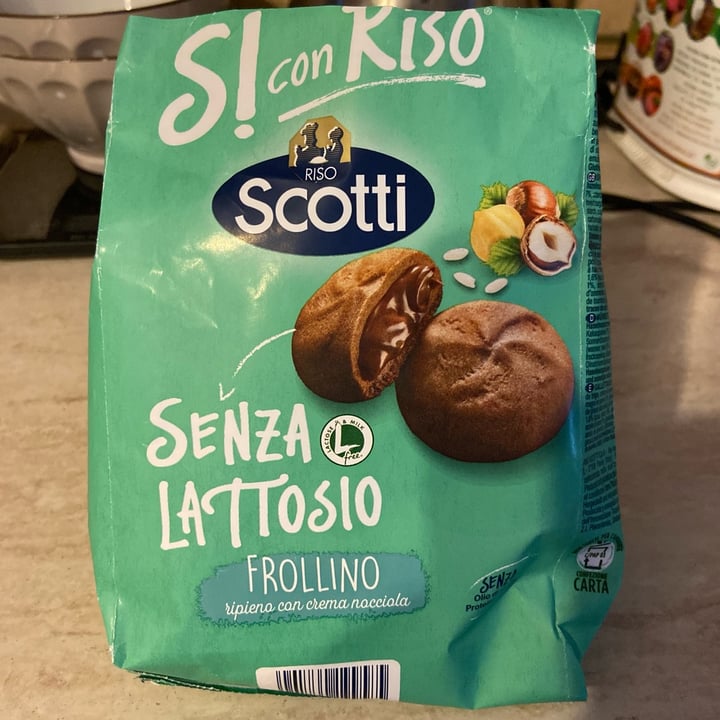 photo of Riso Scotti Frollini Con Crema Nocciole shared by @alessandrodelvecchio on  18 Apr 2022 - review