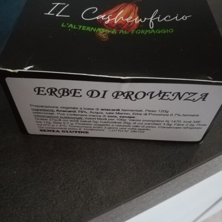 review photo of Il CashewFicio Cashewttina alle Erbe di Provenza shared by @letimaewhite on 10 Apr 2022 - review