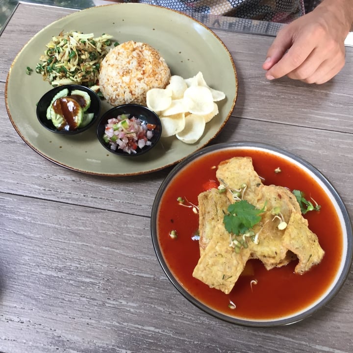 review photo of KEMULAN Kitchen & Culture Gorengan Tahu-Tempe shared by @wearewildfeet on 14 Oct 2020 - review