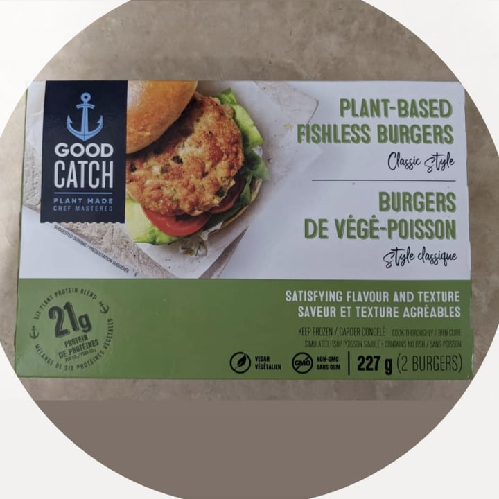 review photo of Good Catch Plant-based Fishless Burgers Classic Style shared by @burgundylemon on 30 Nov 2021 - review