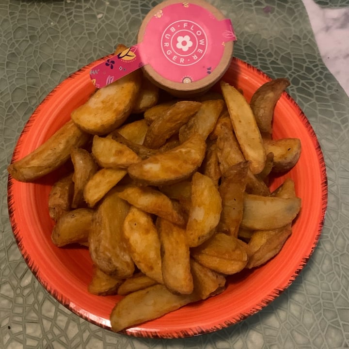 review photo of Flower Burger Patate savory shared by @marscorti on 25 Jun 2022 - review
