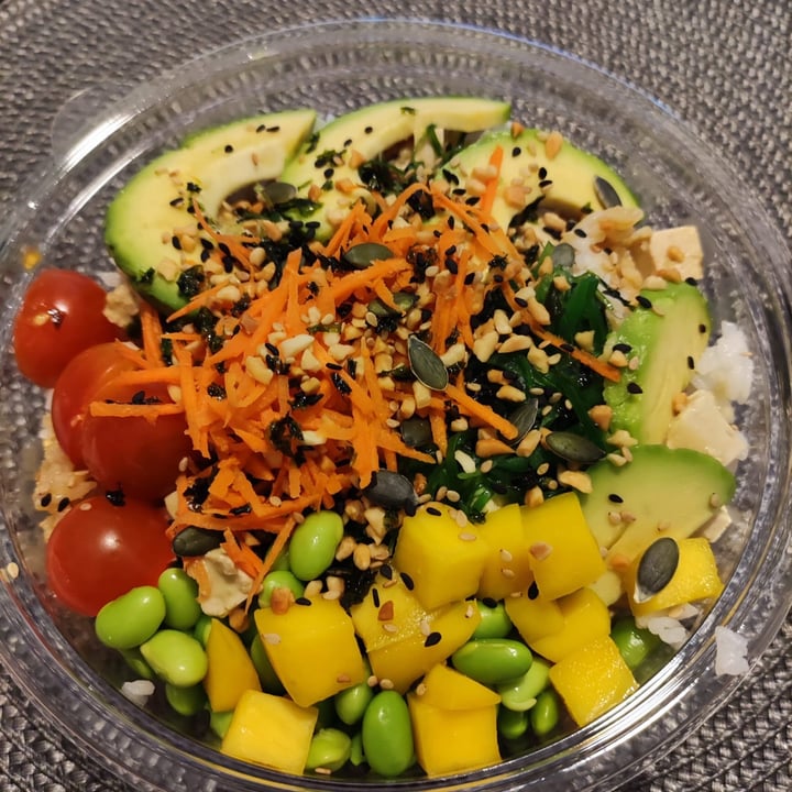 review photo of Aloha Poké Bowl Grande shared by @taniavg on 01 Jul 2021 - review