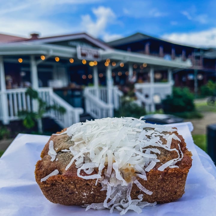 review photo of Hanalei Bread Company Mochi Loaf shared by @ebarosay on 15 Nov 2021 - review