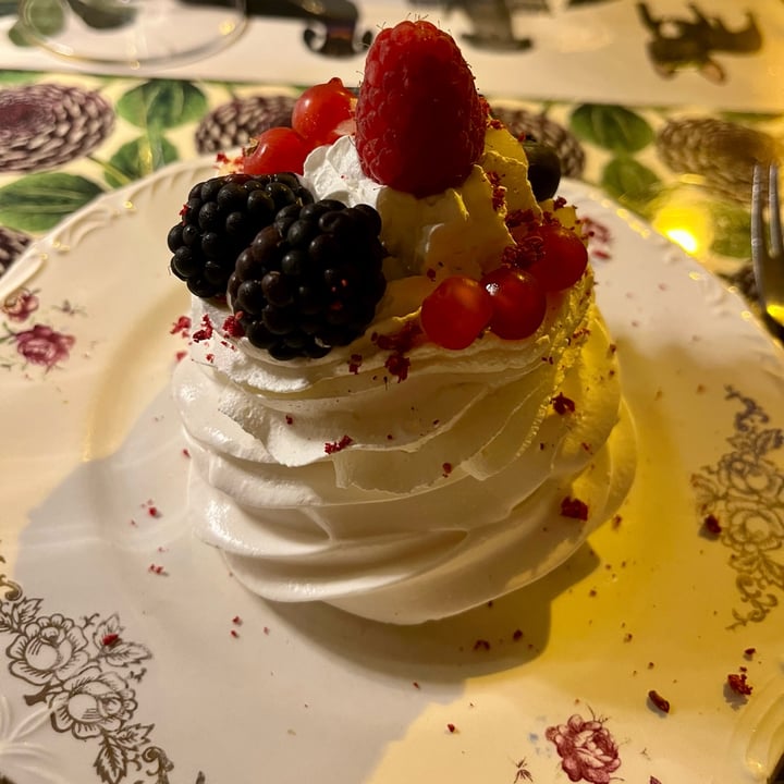 photo of Sementis pavlova shared by @gloria04 on  03 Jun 2022 - review