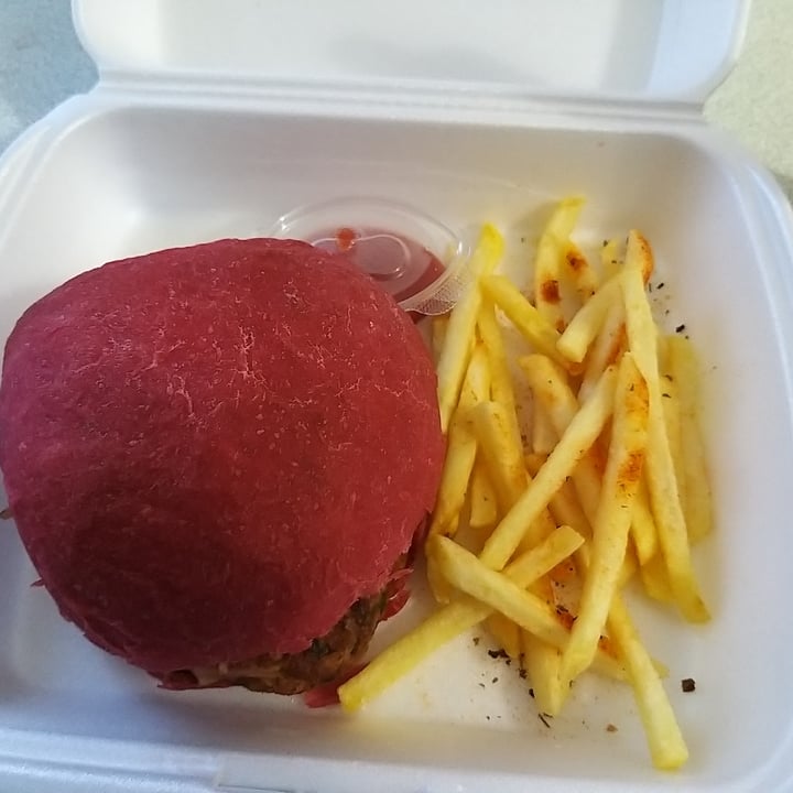 photo of Vegan House Vegburger shared by @catpuella on  12 Mar 2021 - review