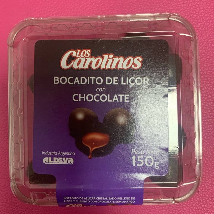 photo of Los Carolinos Bocaditos de Licor con Chocolate shared by @jacquelinechaves on  13 Apr 2022 - review