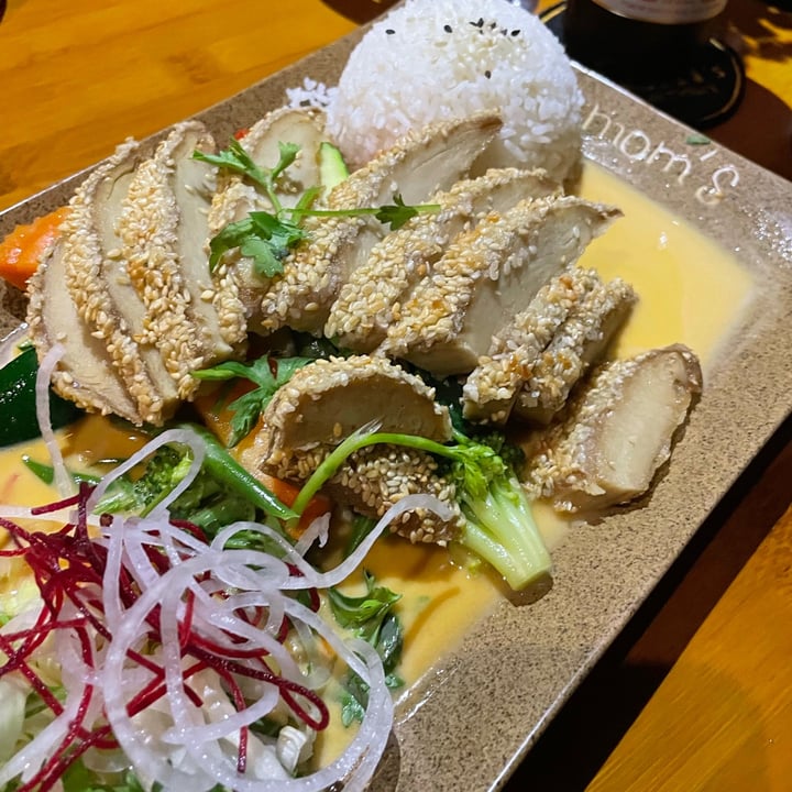 review photo of Mom's Creation Vegan Duck shared by @rebeccard on 18 Sep 2021 - review