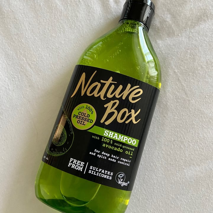 photo of Nature Box Beauty Shampoo with 100% Cold Pressed Avocado Oil shared by @anothersavegan on  16 Apr 2021 - review