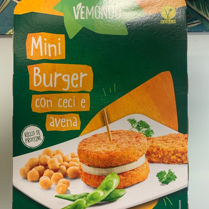 photo of Vemondo Mini Burger con Ceci e Avena shared by @entusiasmo on  10 Jan 2022 - review