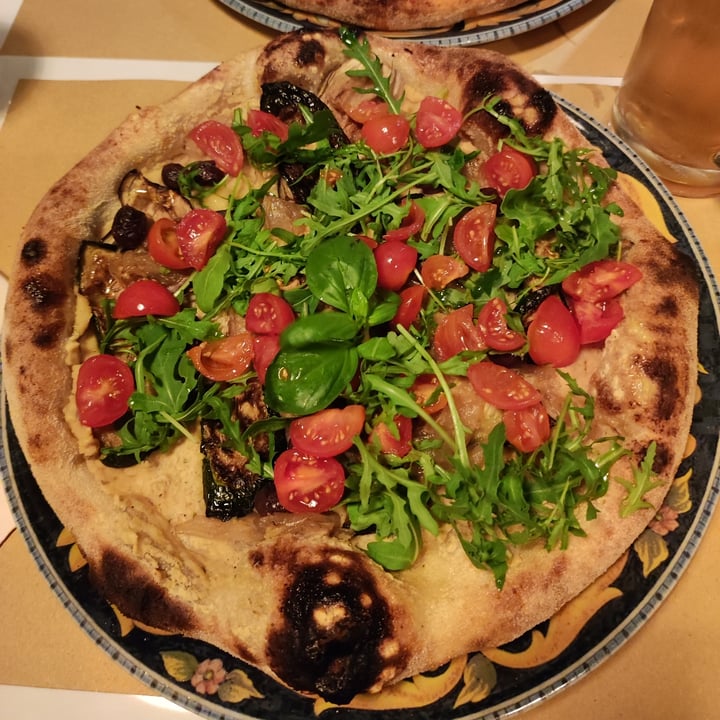 photo of Gianni - Noloso Pizza Pizza vegana shared by @giordana on  01 Dec 2022 - review