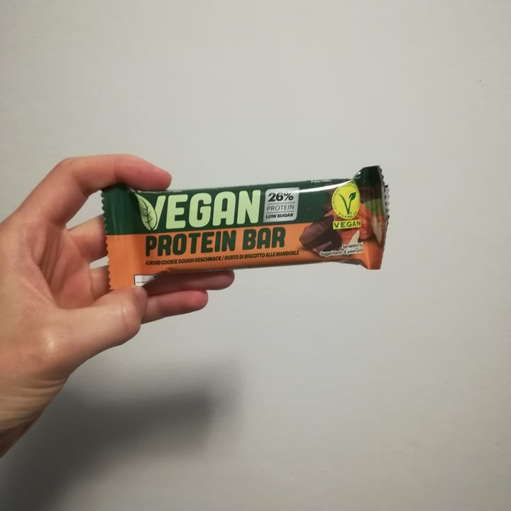 photo of Vegan Protein Bar  Almond Cookie Dough Geschmack / Gusto Di Biscotto Alle Mandorle shared by @sara1997 on  18 Jun 2022 - review