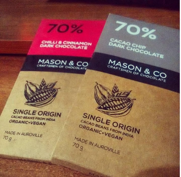 review photo of Mason & Co Chilli Cinnamon Chocolate & Cacao Dark Chocolate shared by @veganfixins on 02 Jun 2019 - review