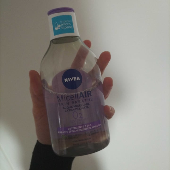 review photo of Nivea Agua MicellAIR shared by @martinacalore on 25 Feb 2022 - review