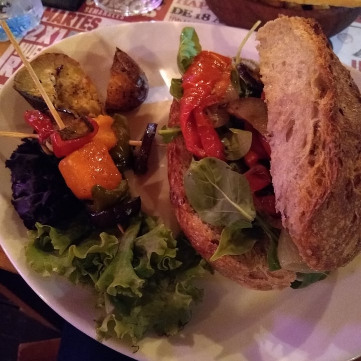 photo of Brixton Cervecería artesanal Hurlingham Sandwich Vegetales shared by @magalisilvero on  10 Jan 2021 - review