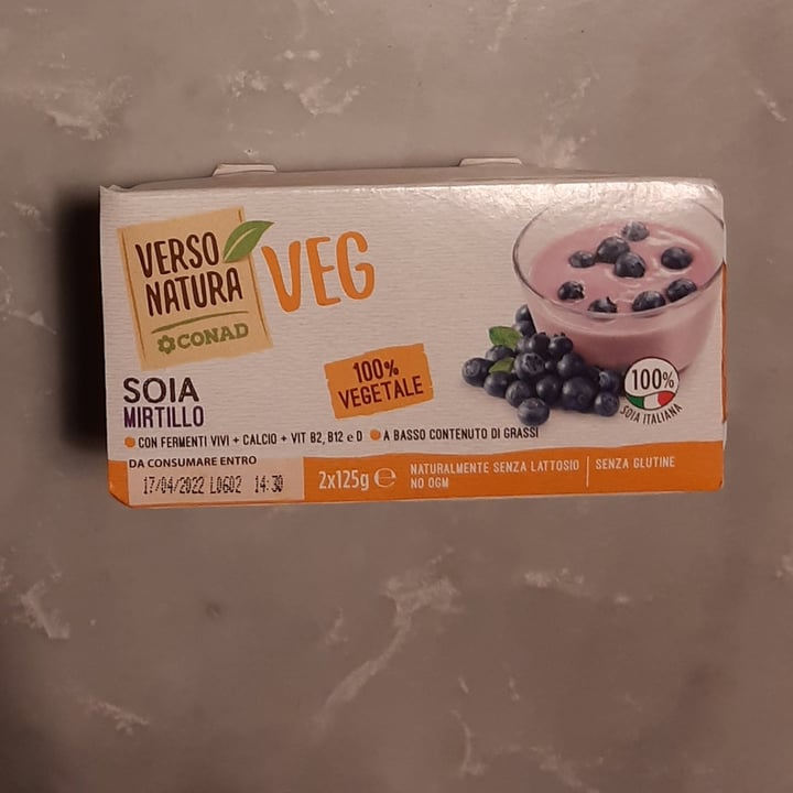 photo of Verso Natura Conad Veg Yogurt Soia Mirtillo shared by @nuvioletta on  03 Apr 2022 - review