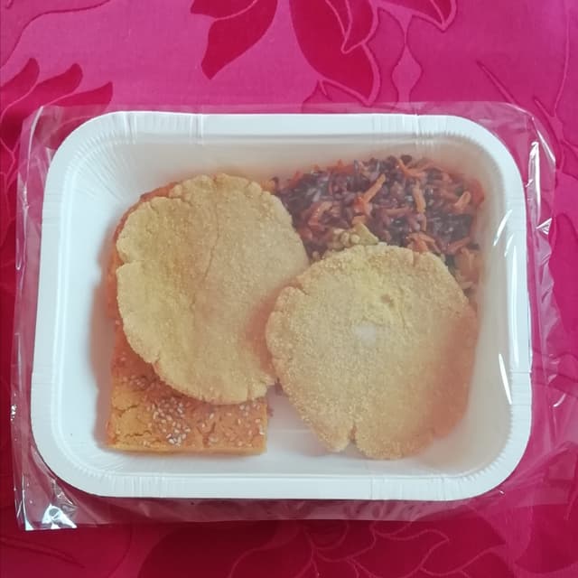 菜肴“Mix vegan da asporto”的照片