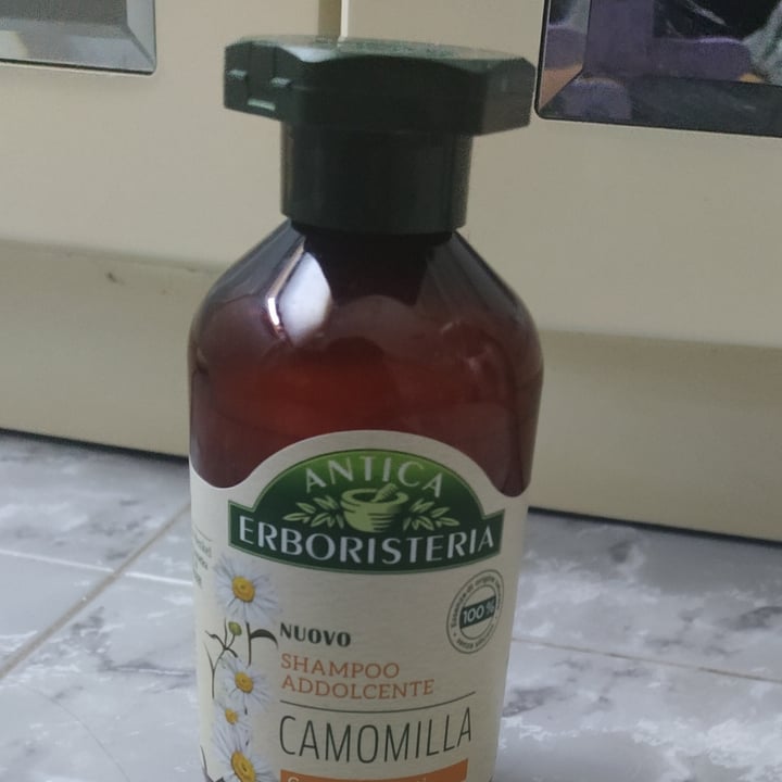review photo of Antica erboristeria Shampoo addolcente Camomilla shared by @miri98 on 22 Mar 2022 - review