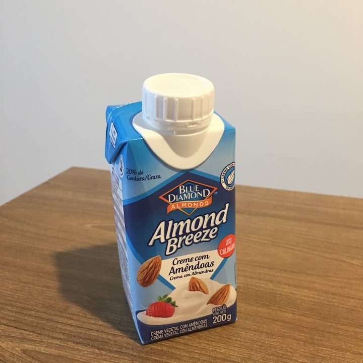 photo of Blue Diamond Almond Breeze Creme de Amêndoas shared by @douglaskw on  18 Nov 2022 - review