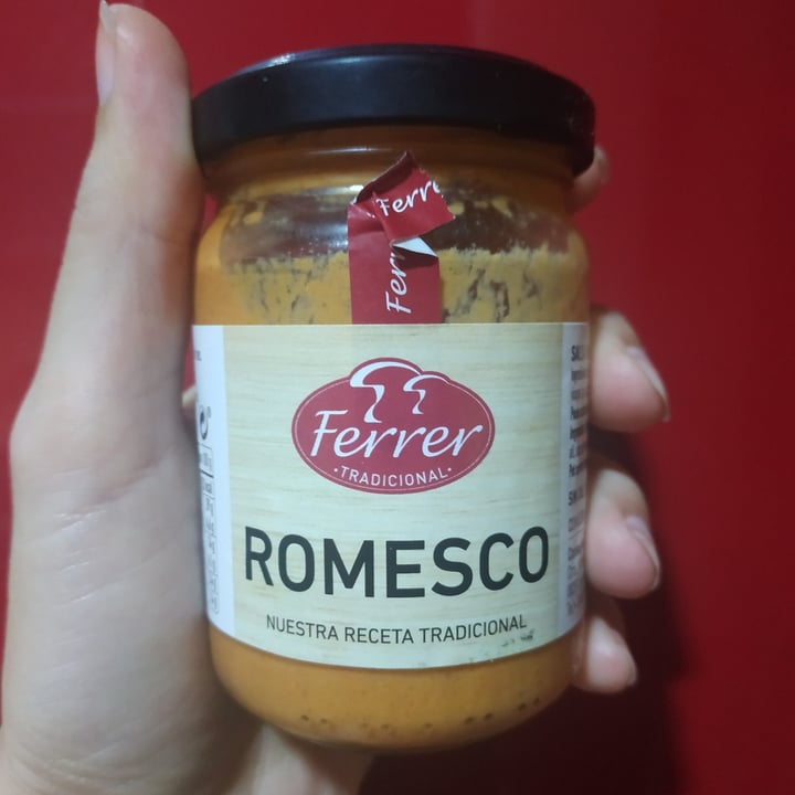 photo of Ferrer Salsa romesco shared by @ornitorrincavegana on  16 Sep 2022 - review