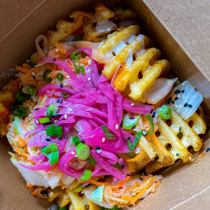 photo of Burger Fiancé Kimchi fries shared by @theveganhopper on  07 Jun 2021 - review