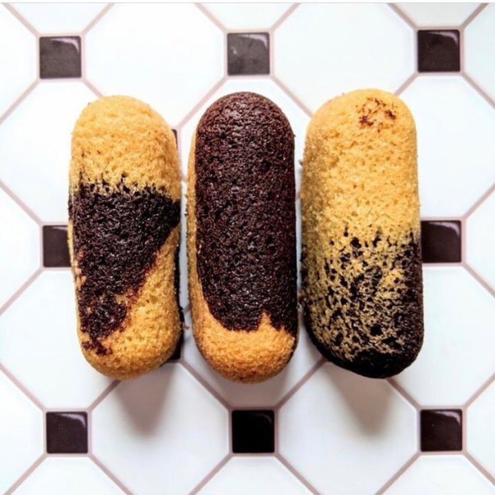 photo of seymourmunchmore Twinkies shared by @mnvegan on  20 Feb 2021 - review