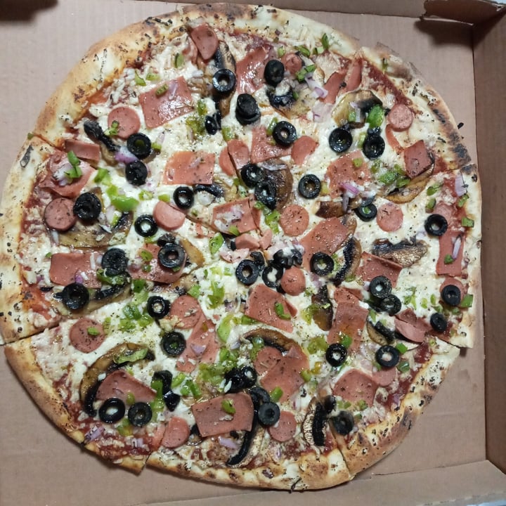 photo of Ixteriolo's Pizza afelpada shared by @bettyveg on  05 Apr 2021 - review
