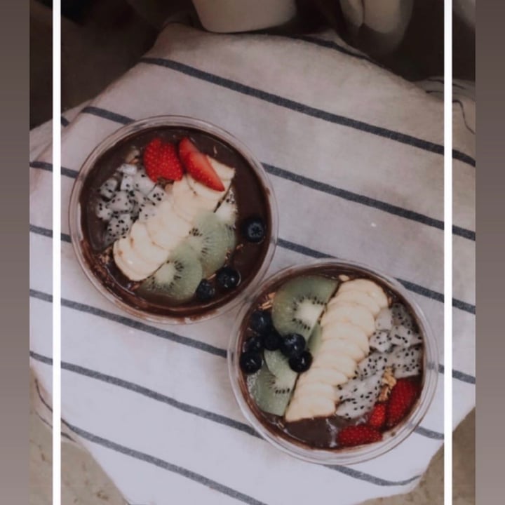 photo of The Acai Collective Acerola açai bowl shared by @strawberry on  16 May 2020 - review