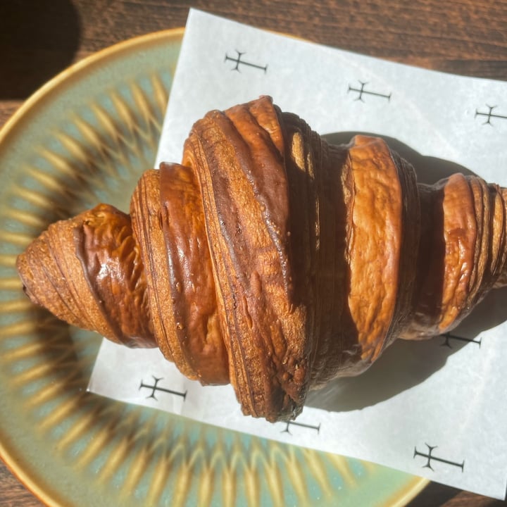 review photo of Smith + Deli Croissant shared by @iak46 on 30 Dec 2021 - review