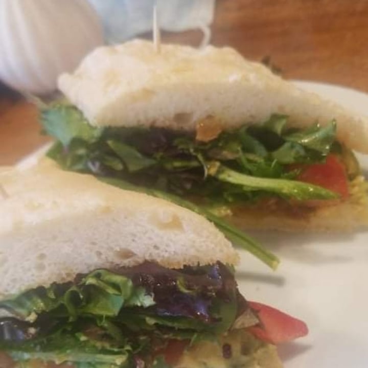 photo of The Polly Fox Vegan BLT Sandwich shared by @darjay on  09 Aug 2021 - review