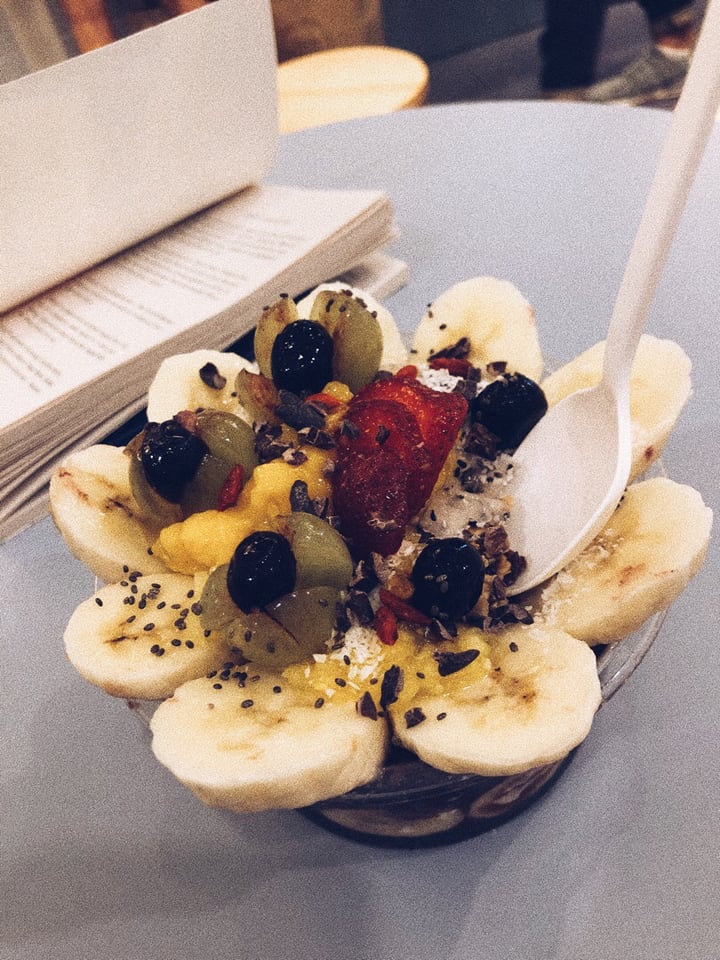 photo of Project Açaí Original Flower Bowl shared by @nathz on  10 Oct 2019 - review