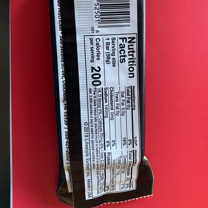review photo of NuGo Mint Chocolate Chip shared by @khart24 on 30 Apr 2021 - review
