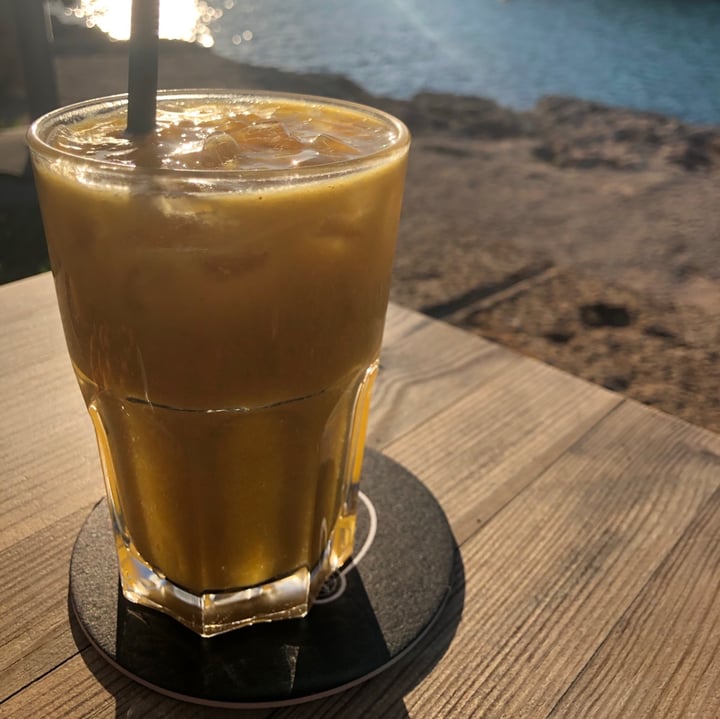 review photo of Hola Ola Mediterranean Yellow shared by @veggiesmeetsheyla on 05 Sep 2020 - review