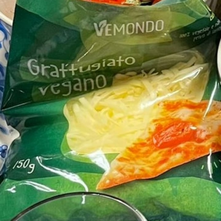 photo of Vemondo Grattugiato Vegano shared by @itspaola on  18 Aug 2022 - review