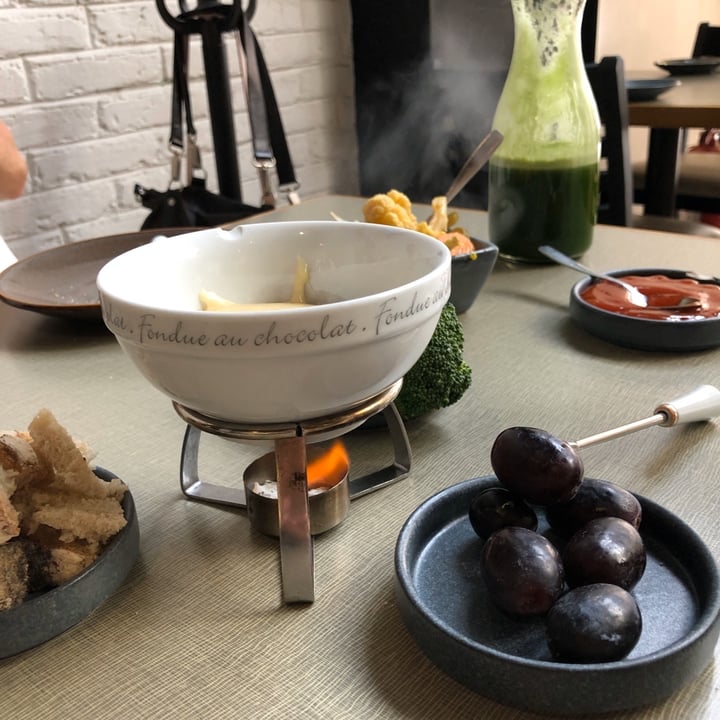 photo of Vegan Inc. San Ángel Fondue shared by @pamdiaz111 on  01 Mar 2020 - review