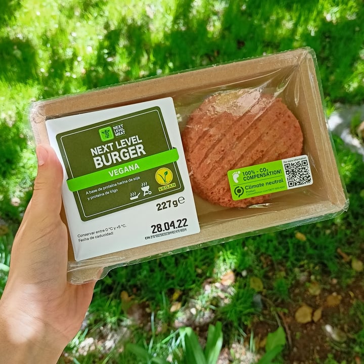 review photo of Next Level Meat Burger Vegetali shared by @natatalia on 25 Apr 2022 - review