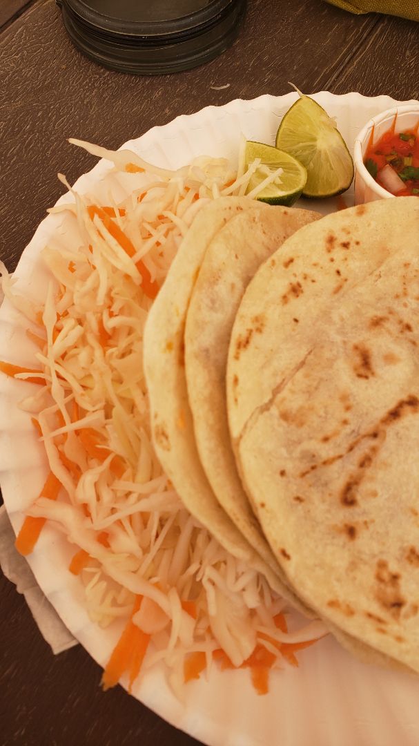 photo of Tacos a Vapor Vegetarianos Tacos De Harina shared by @blankapola on  21 Feb 2020 - review