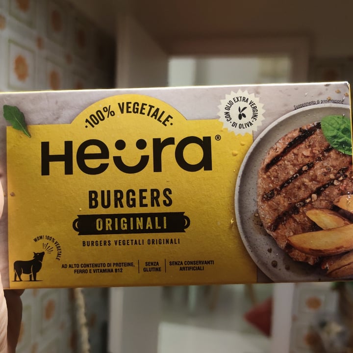 photo of Heura Burgers Originali shared by @lunalullabyjam on  16 May 2022 - review