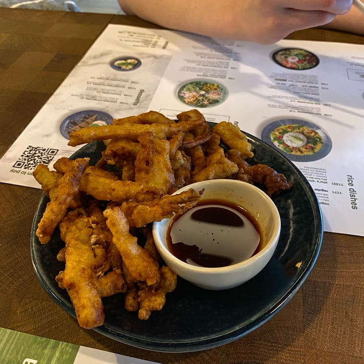 photo of wagamama cambridge Vegan Chilli ‘Squid’ shared by @voyagingherbivore on  06 Jan 2022 - review