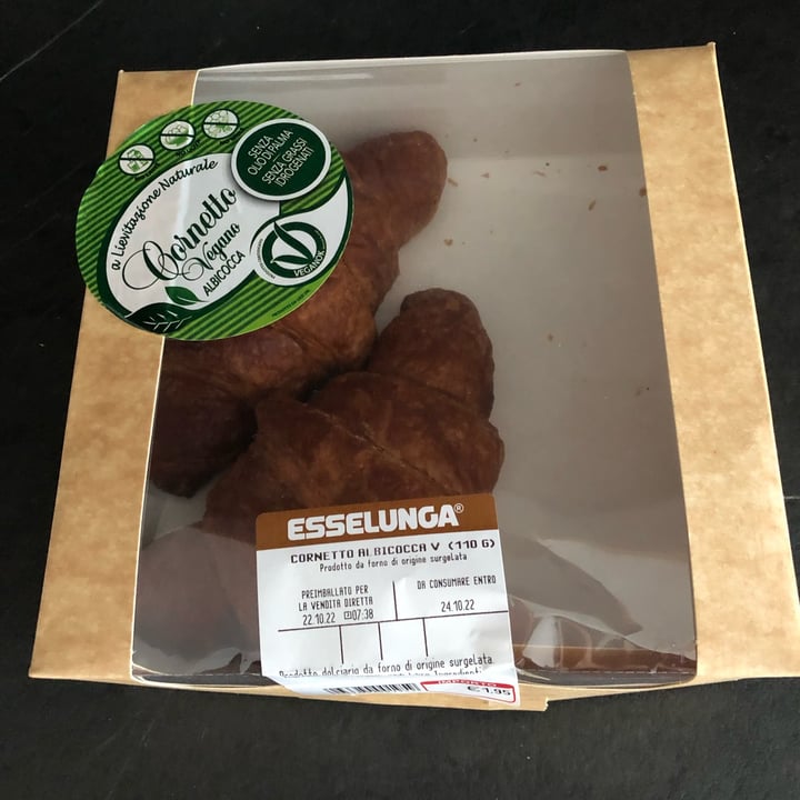 review photo of Esselunga Cornetto vegano albicocca shared by @youna on 25 Oct 2022 - review