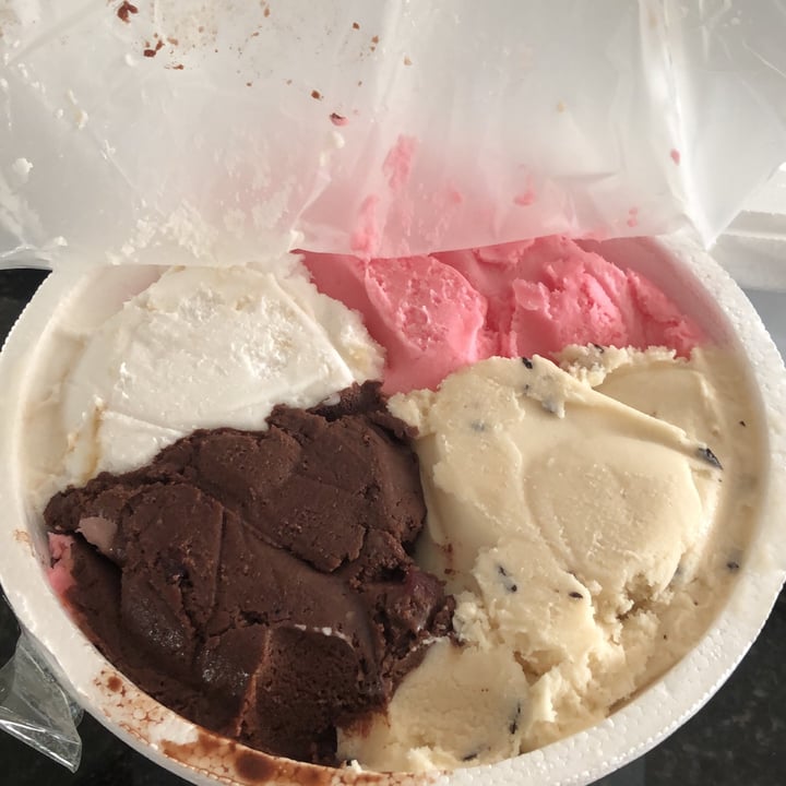 photo of Sweetpop Helados Artesanales helado vegano shared by @aranetalola on  02 Dec 2020 - review