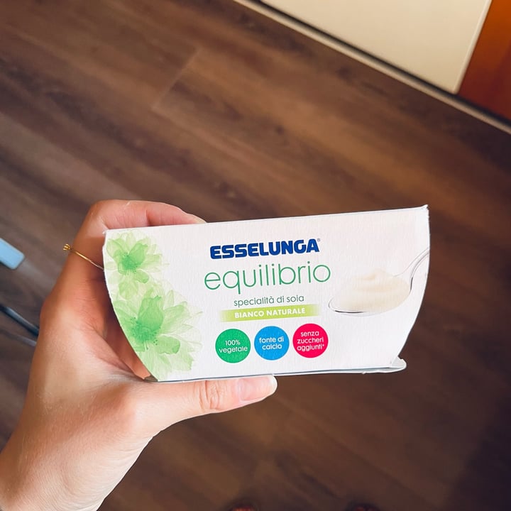 photo of  Esselunga Yogurt Bianco Naturale shared by @federicapraderio on  27 May 2022 - review