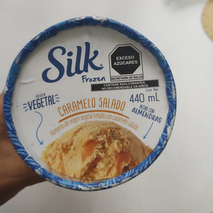 photo of Silk Helado Silk Frozen Caramelo Salado shared by @nelly19 on  19 Aug 2021 - review