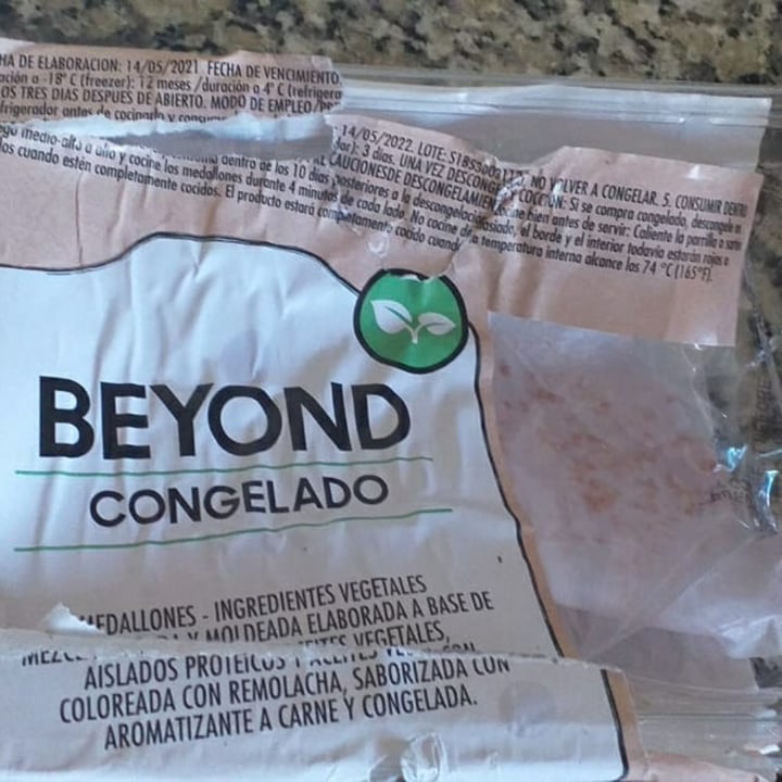photo of Beyond Meat Beyond Burger Plant-Based Patties shared by @melinamelinacc on  04 Dec 2022 - review