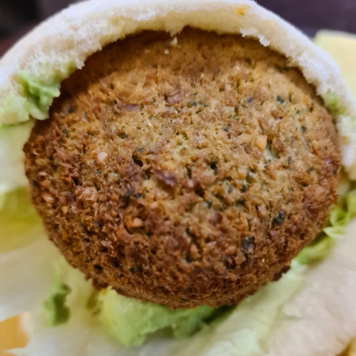 photo of Falafel King Original Smash Burger shared by @veronicagroen on  15 Jul 2022 - review