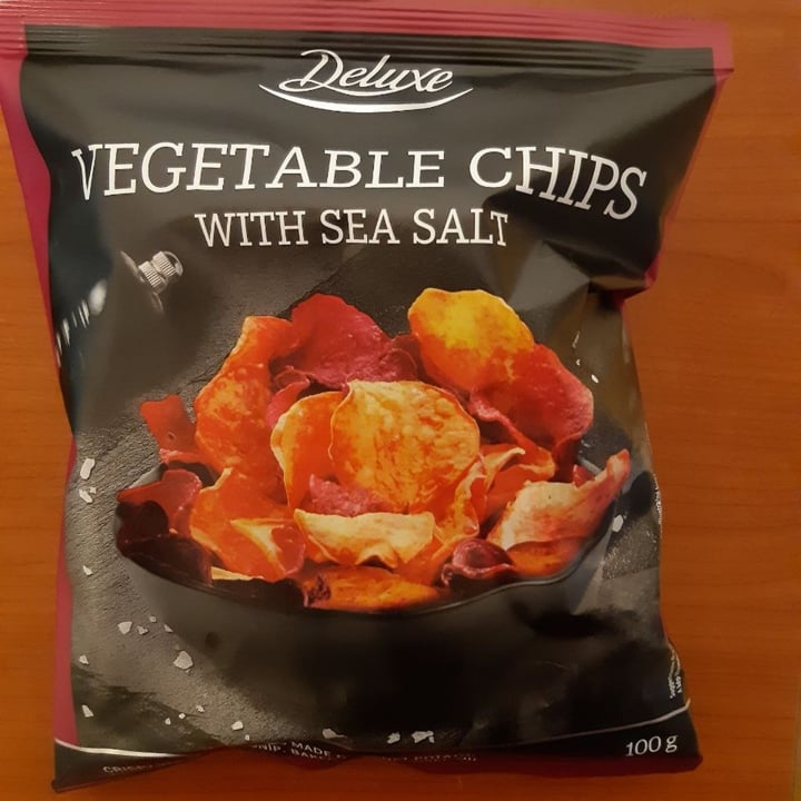 photo of Deluxe Chips vegetales shared by @benny96 on  20 Apr 2022 - review
