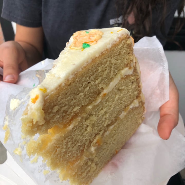 photo of Wild Rabbit Bistro Orange Blossom Vegan Cake shared by @leashy on  20 May 2020 - review