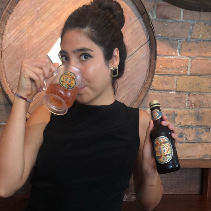 photo of Harry Potter New York Vegan Butterbeer shared by @softsofi on  30 Jul 2021 - review