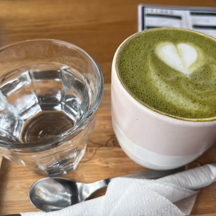 photo of Moment - Cafe & Bistro Matcha latte shared by @franci31 on  24 Oct 2022 - review