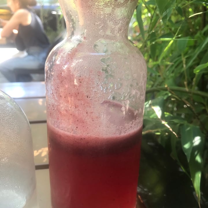 review photo of Let it V - Vegan Sushi Limonada de arándanos y manzana shared by @seis on 11 Dec 2020 - review